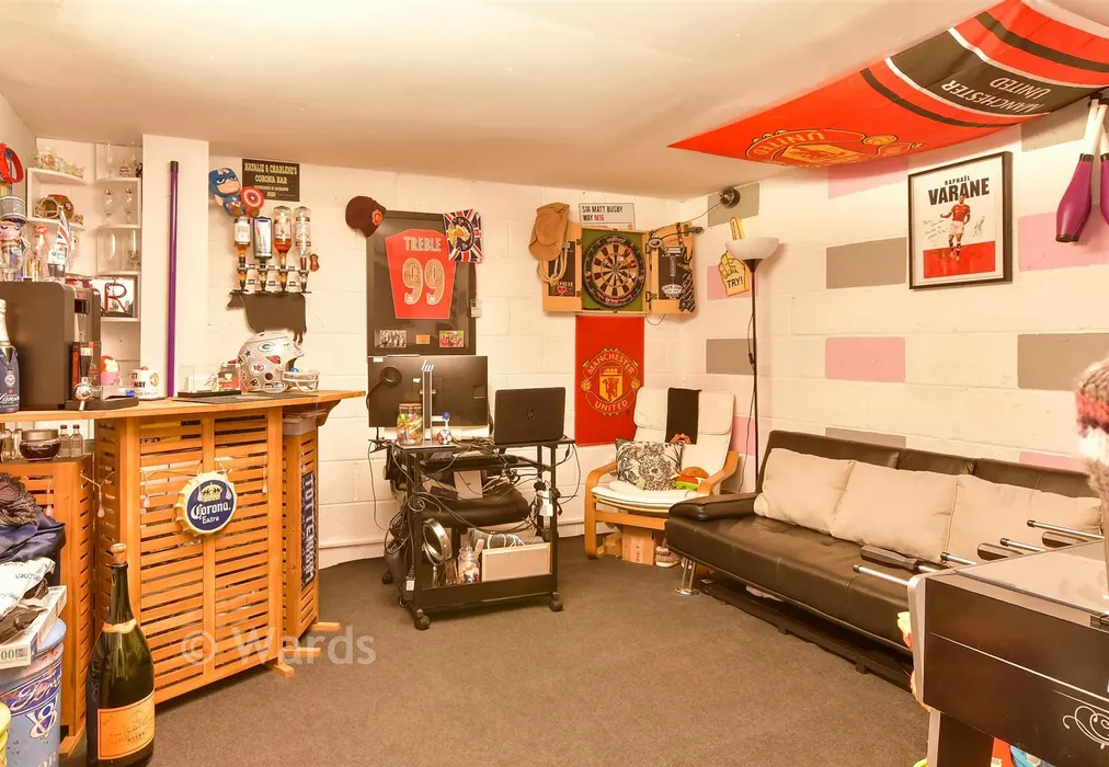 Bar/Games Room - Frobisher Way, Greenhithe, Kent - Wards of Kent