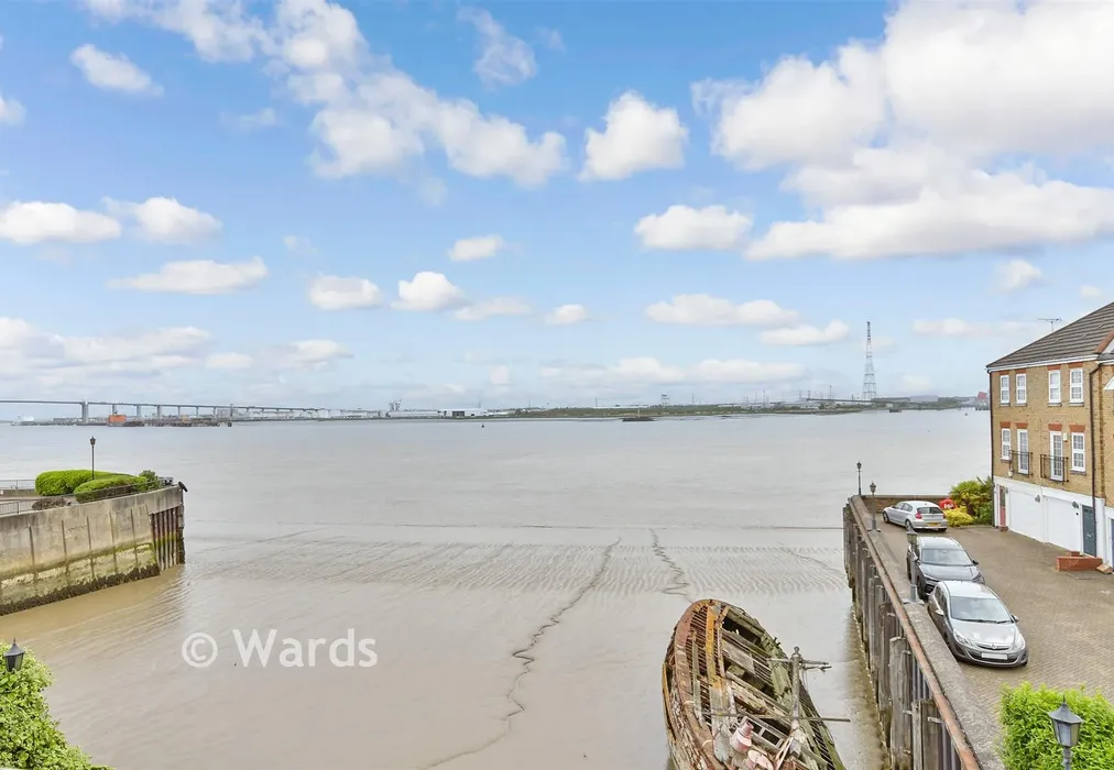 Views To Front - Frobisher Way, Greenhithe, Kent - Wards of Kent