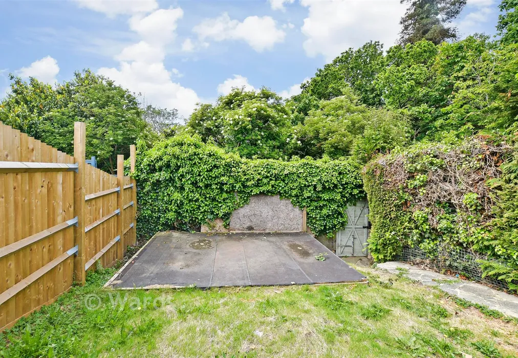 Rear Garden - Copinger Close, Canterbury, Kent - Wards of Kent