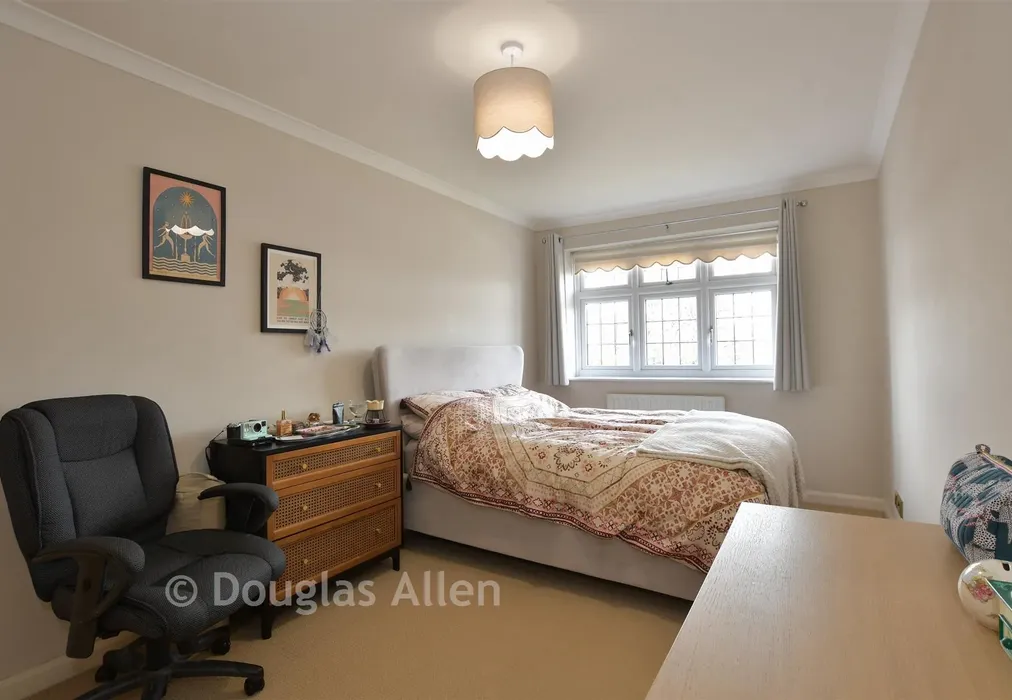 Bedroom 3 - Oreston Road, Rainham, Essex - Wards of Kent