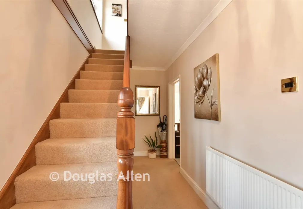 Hallway - Oreston Road, Rainham, Essex - Wards of Kent