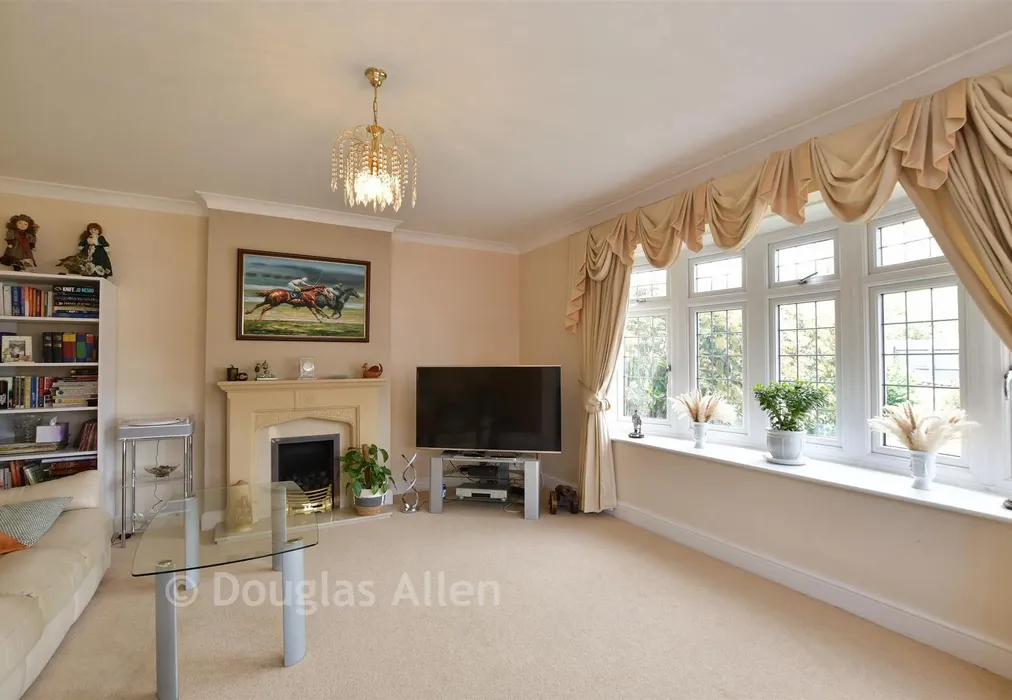 Lounge - Oreston Road, Rainham, Essex - Wards of Kent