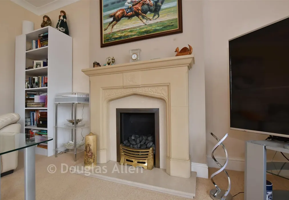 Internal Lifestyle Photograph - Oreston Road, Rainham, Essex - Wards of Kent