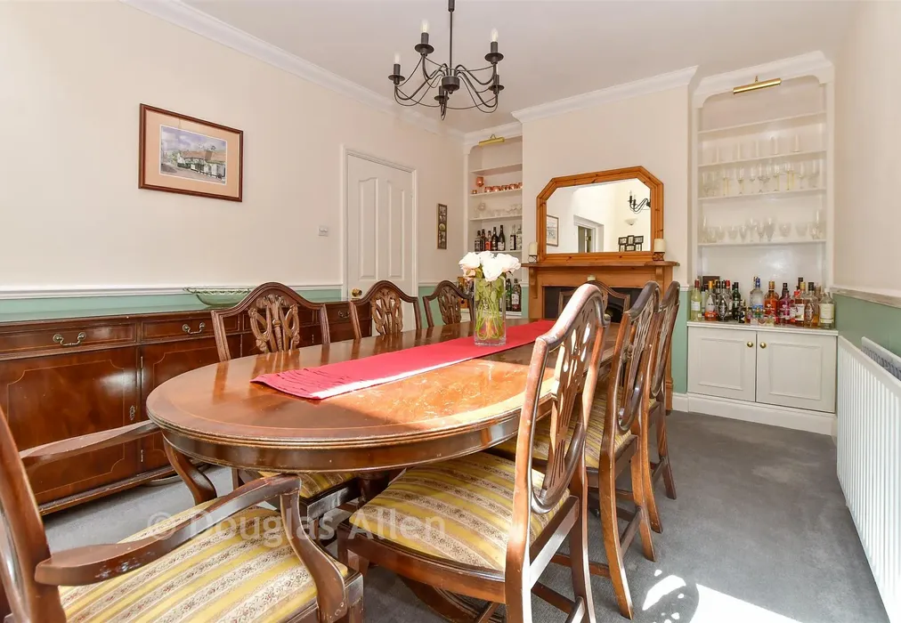 Lounge/Diner - Townmead Road, Waltham Abbey, Essex - Wards of Kent