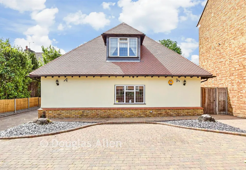 External (Web) - Townmead Road, Waltham Abbey, Essex - Wards of Kent
