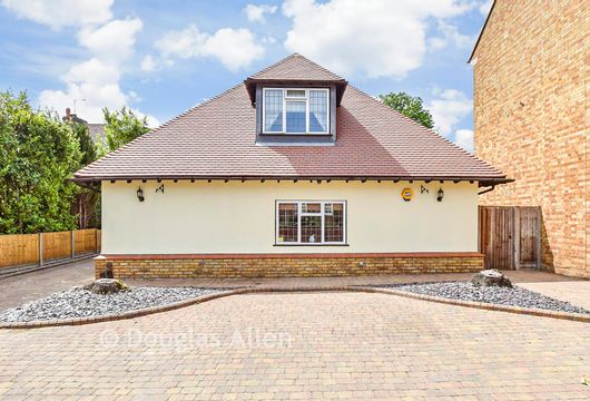 Townmead Road, Waltham Abbey, Essex - Wards of Kent