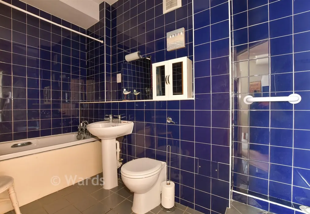 Bathroom - St. Stephen's Fields, Canterbury, Kent - Wards of Kent