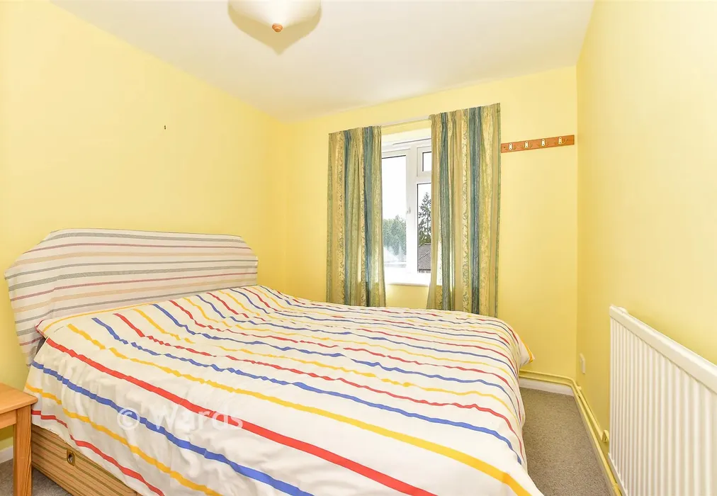 Bedroom - Church Road, Paddock Wood, Tonbridge, Kent - Wards of Kent