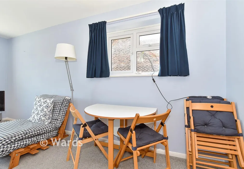 Lounge - Church Road, Paddock Wood, Tonbridge, Kent - Wards of Kent