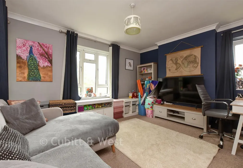 Lounge/Diner - Radstock Way, Merstham, Surrey - Wards of Kent