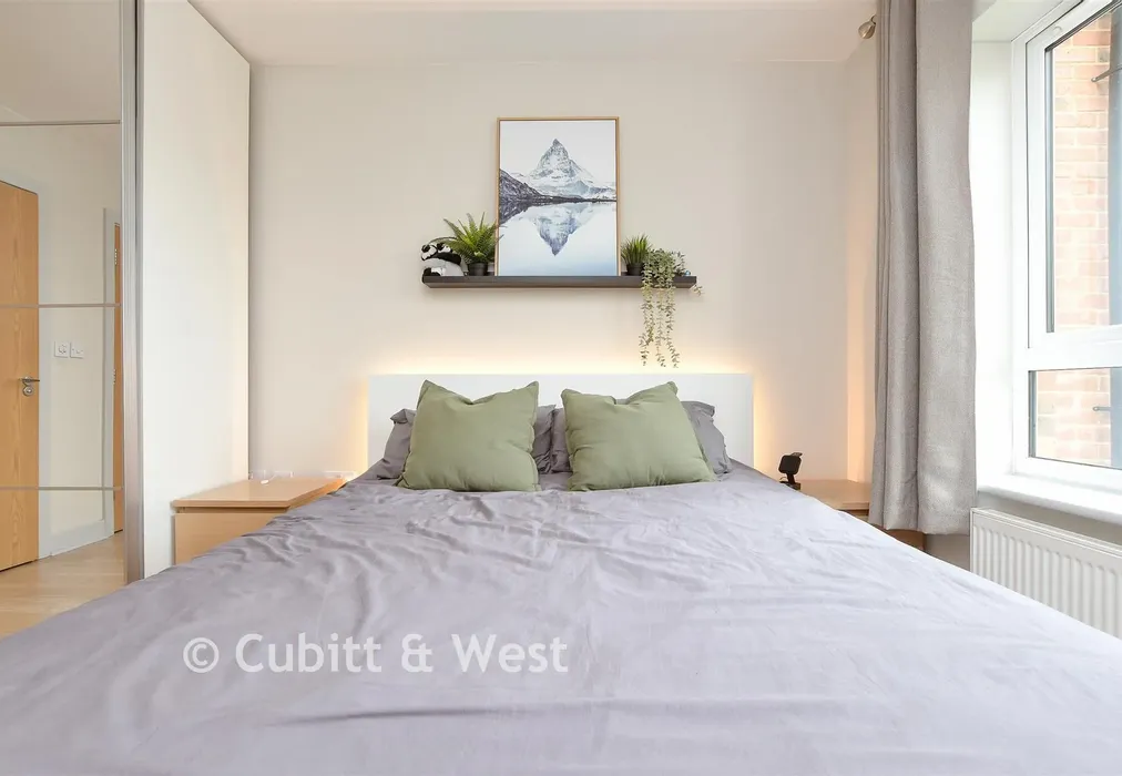 Internal Lifestyle Photograph - Canalside, Redhill, Surrey - Wards of Kent