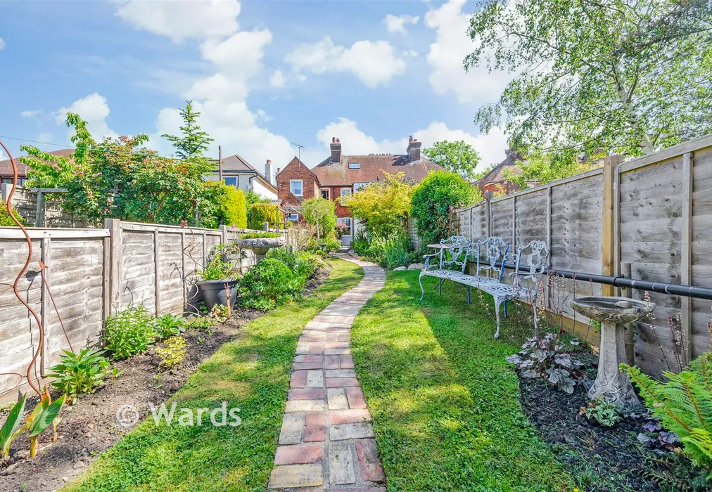 Rear Elevation - Noahs Ark, Kemsing, Sevenoaks, Kent - Wards of Kent
