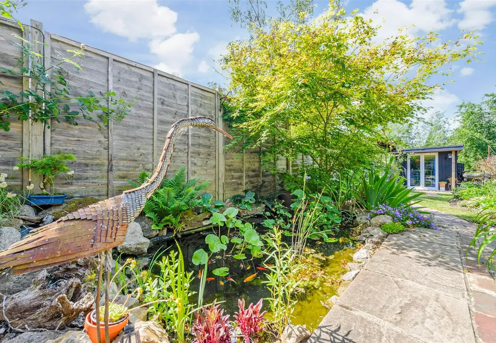 External Lifestyle Photograph - Noahs Ark, Kemsing, Sevenoaks, Kent - Wards of Kent