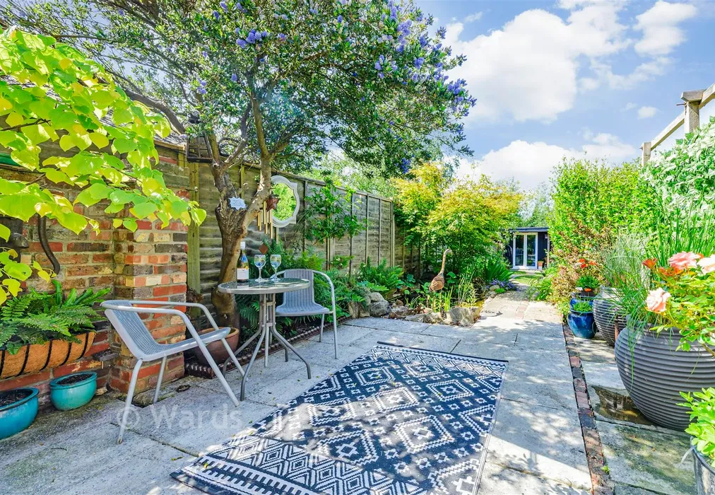 Patio / Decking - Noahs Ark, Kemsing, Sevenoaks, Kent - Wards of Kent