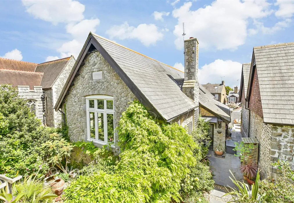 External (Web) - Buttway Lane, Cliffe, Rochester, Kent - Wards of Kent