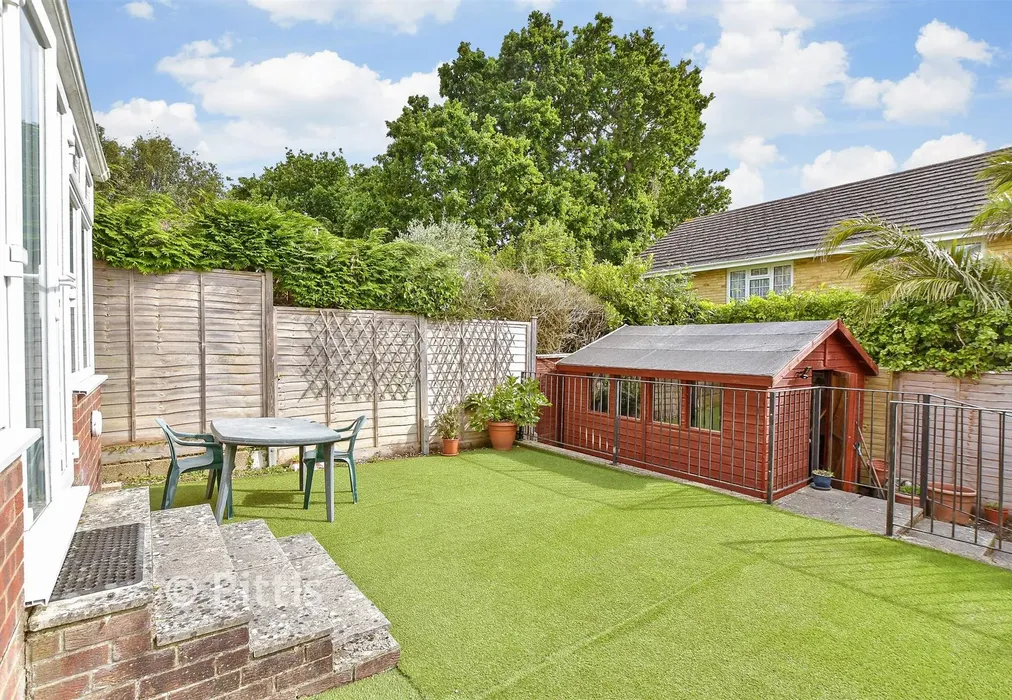 Rear Garden - Pitt Street, Ryde, Isle of Wight - Wards of Kent