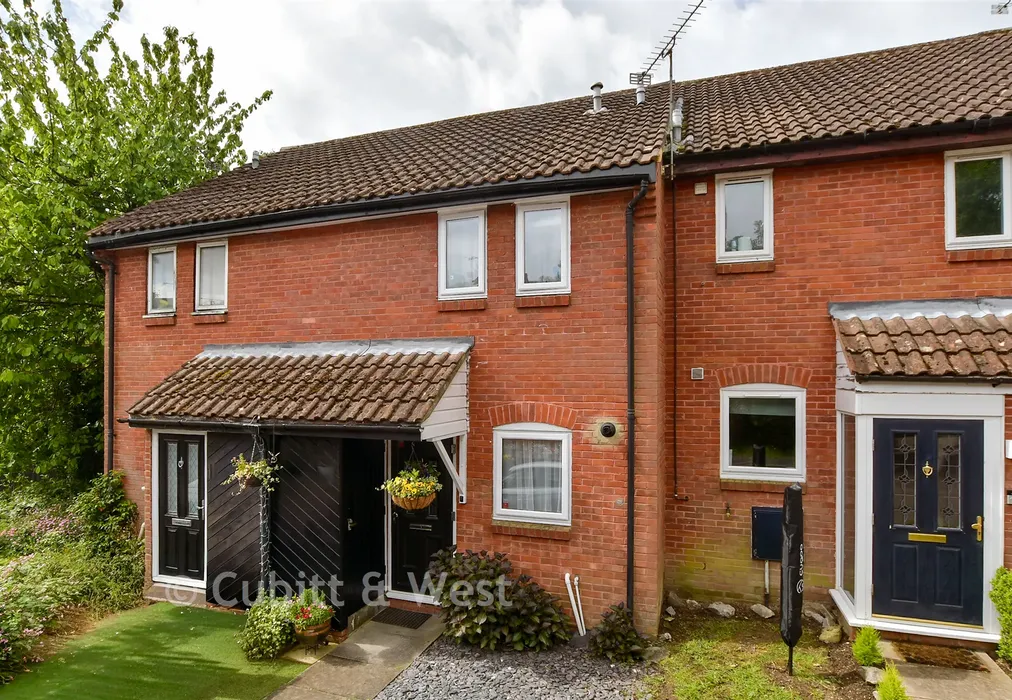 External Web - Oakapple Close, Broadfield, Crawley, West Sussex - Wards of Kent