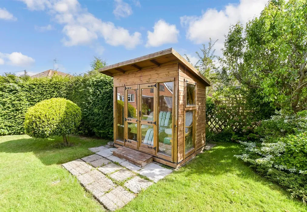 Workshop/Outbuildings - St. Andrew's Road, Littlestone, New Romney, Kent - Wards of Kent