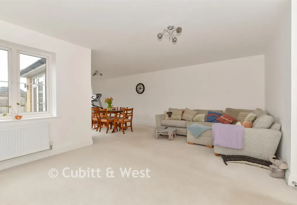 Lounge/Dining Room - Corden Place, Codmore Hill, Pulborough, West Sussex - Wards of Kent