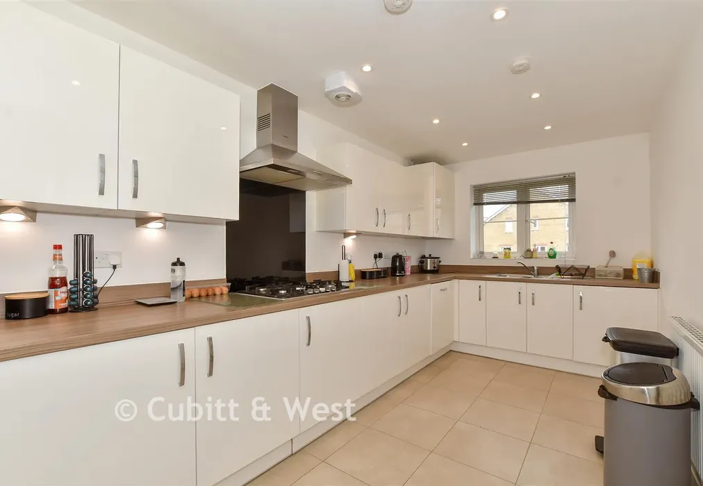 Kitchen - Corden Place, Codmore Hill, Pulborough, West Sussex - Wards of Kent