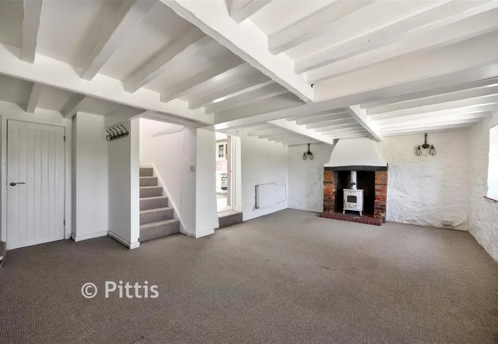 Lounge - Victoria Road, Freshwater, Isle of Wight - Wards of Kent