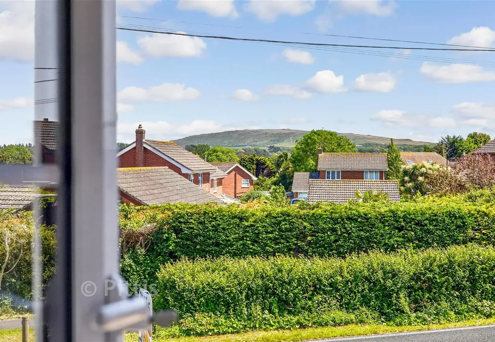 Views To Front - Victoria Road, Freshwater, Isle of Wight - Wards of Kent