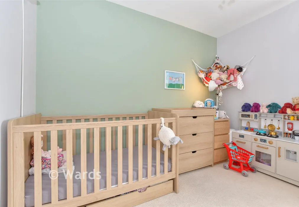 Bedroom 2 - Fuggles Close, Headcorn, Kent - Wards of Kent