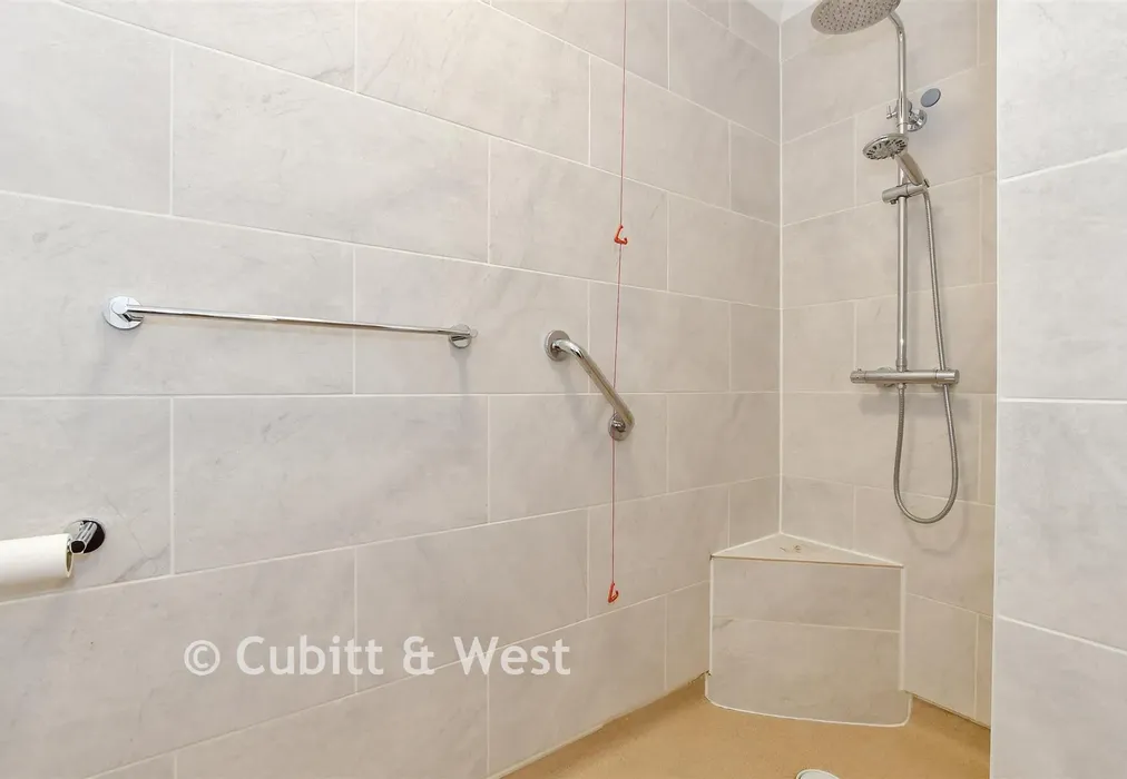 Wet Room - Fontwell Avenue, Chichester, West Sussex - Wards of Kent
