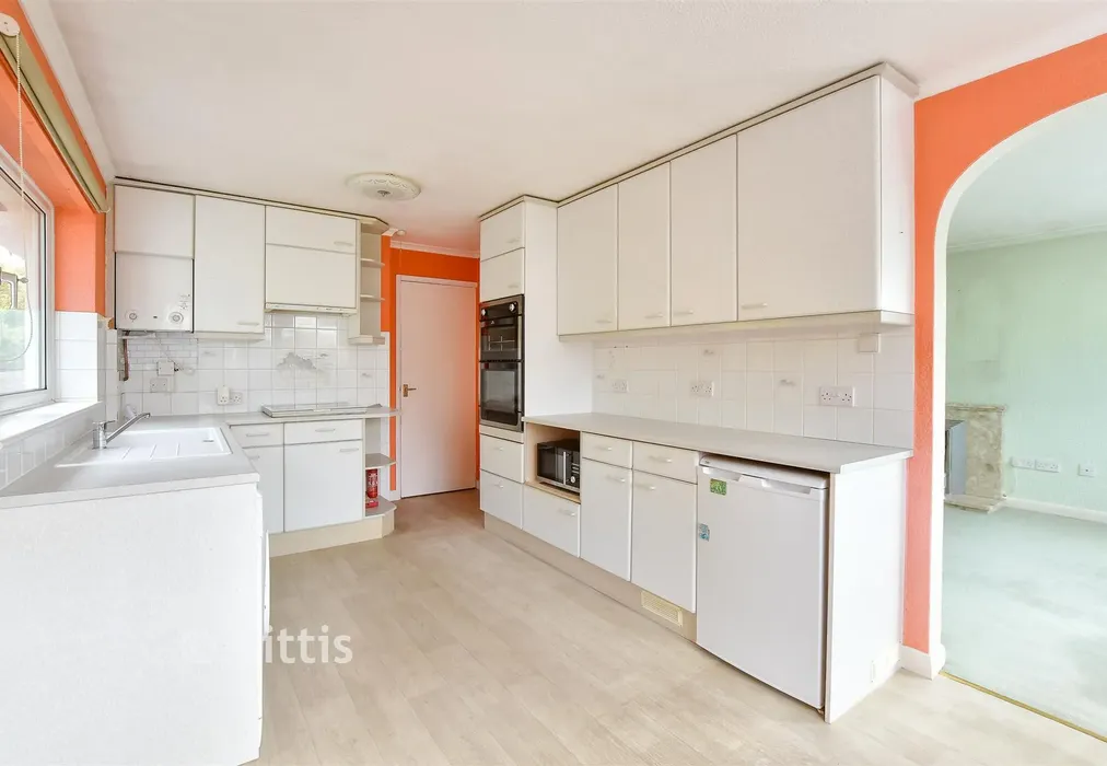 Kitchen/ Dining Area - Rowan Tree Drive, Seaview, Isle of Wight - Wards of Kent