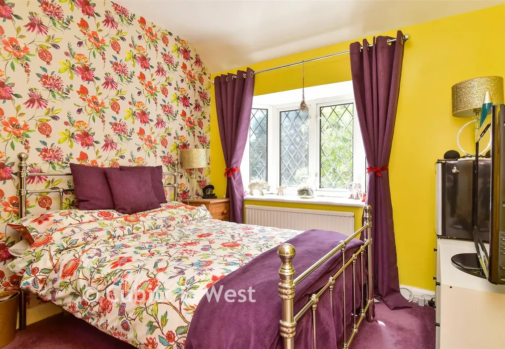 Bedroom 4* - Wallace Avenue, Worthing, West Sussex - Wards of Kent