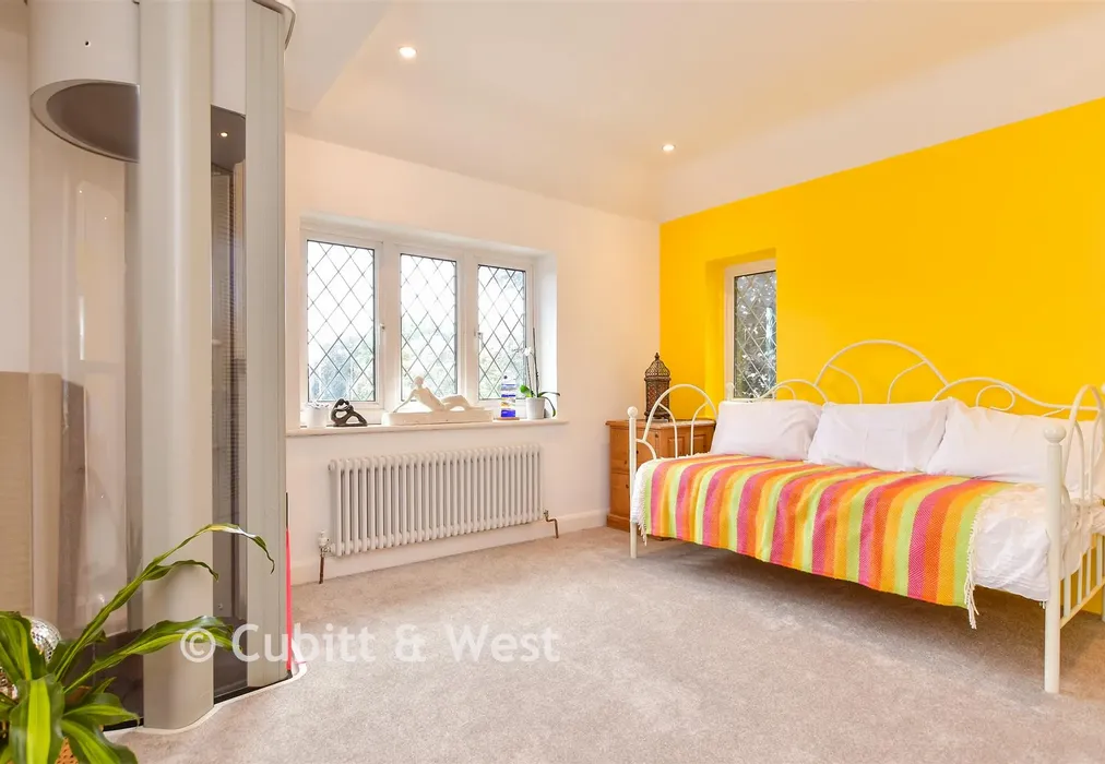Bedroom 3* - Wallace Avenue, Worthing, West Sussex - Wards of Kent