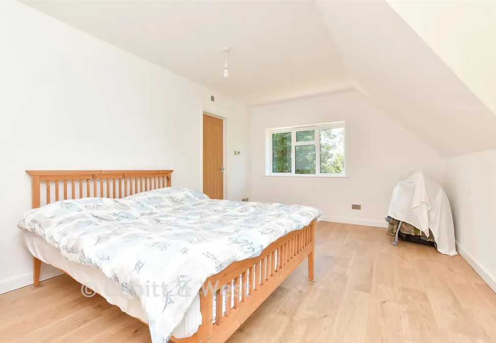 Bedroom 1 - Highland Road, Purley, Surrey - Wards of Kent