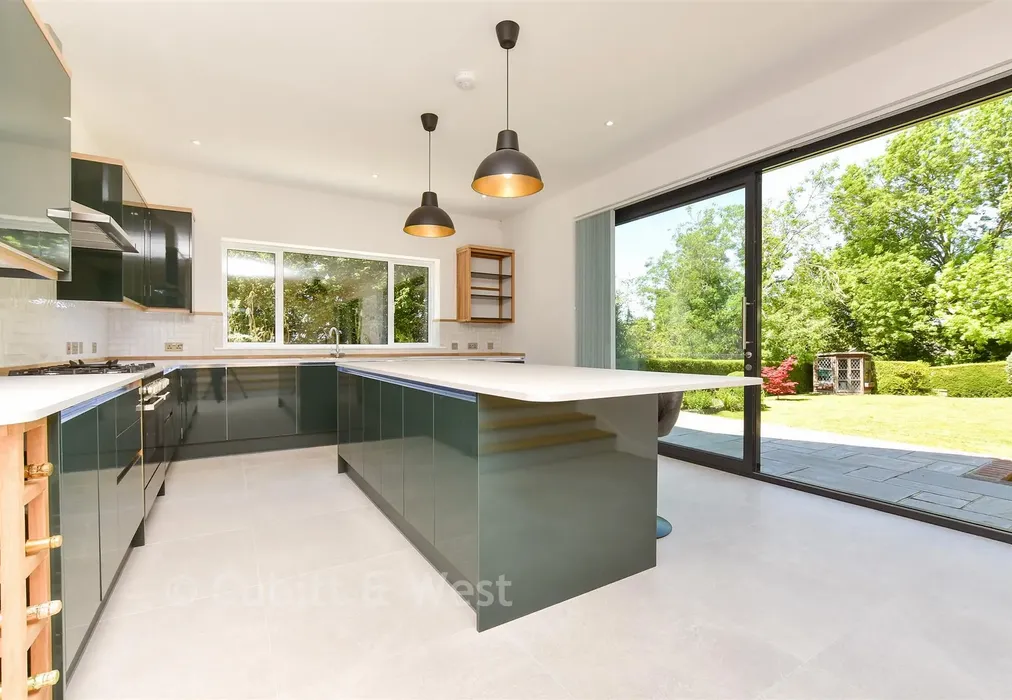 Kitchen - Highland Road, Purley, Surrey - Wards of Kent