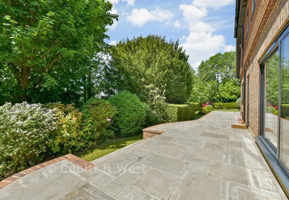Patio / Decking - Highland Road, Purley, Surrey - Wards of Kent