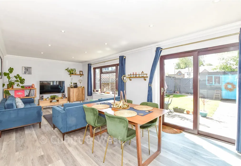 Lounge/Diner/Kitchen - Martlet Close, Chichester, West Sussex - Wards of Kent