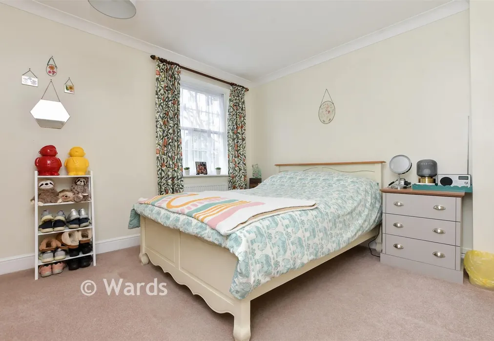 Bedroom 1 - High Street, St. Lawrence, Ramsgate, Kent - Wards of Kent