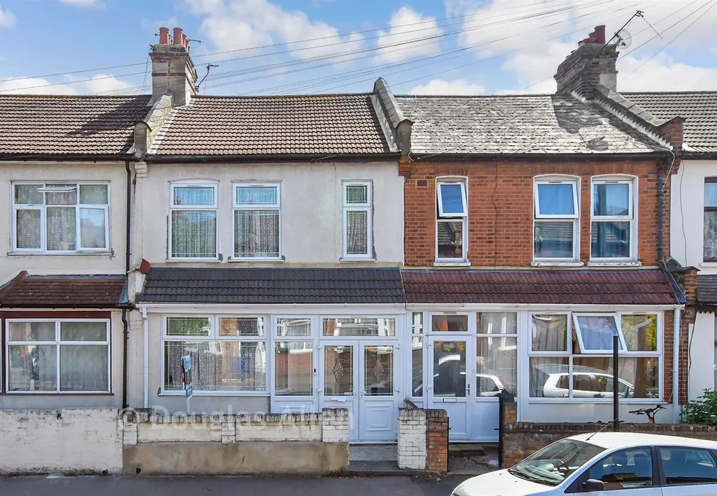 External (Brochure) A - Leigh Road, London - Wards of Kent