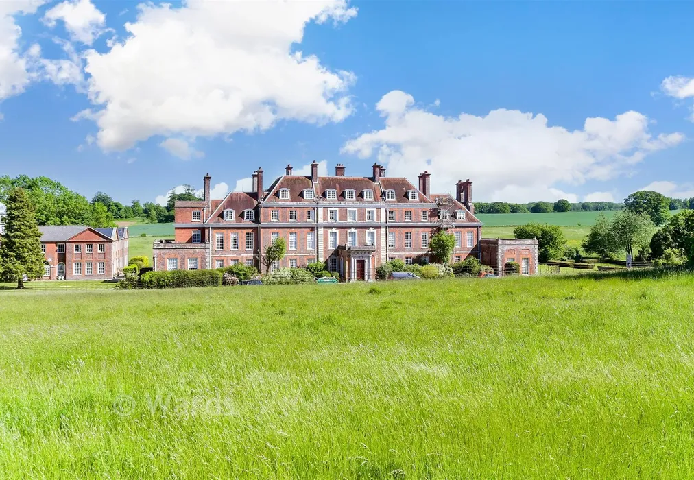 External Lifestyle Photograph - Waldershare, Waldershare, Kent - Wards of Kent