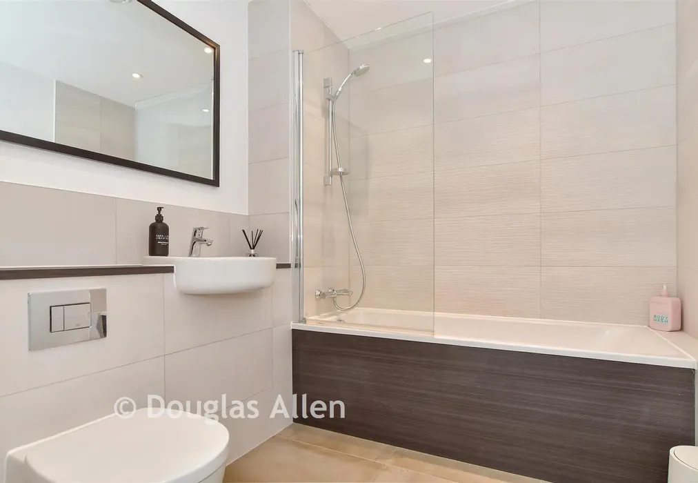 Bathroom - Beck Square, Leyton - Wards of Kent