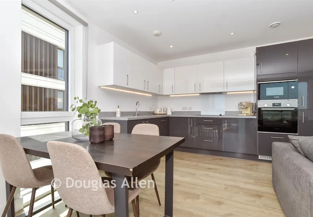 Lounge/Diner/ Kitchen - Beck Square, Leyton - Wards of Kent