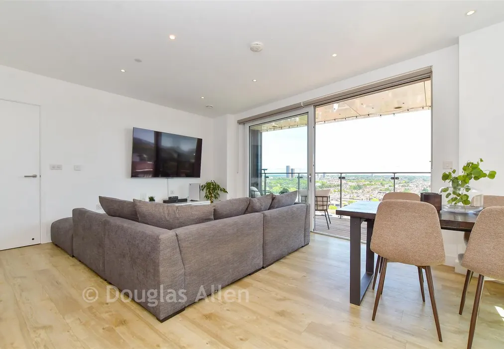 Lounge/Diner/ Kitchen - Beck Square, Leyton - Wards of Kent