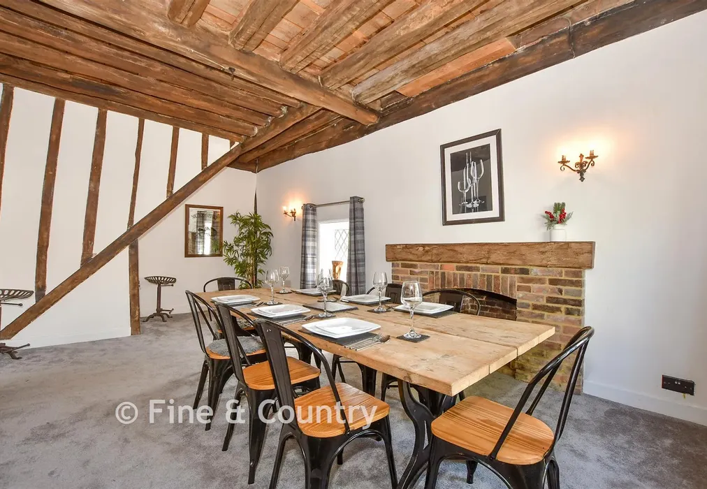 Dining Room - High Street, Brenchley, Tonbridge, Kent - Wards of Kent