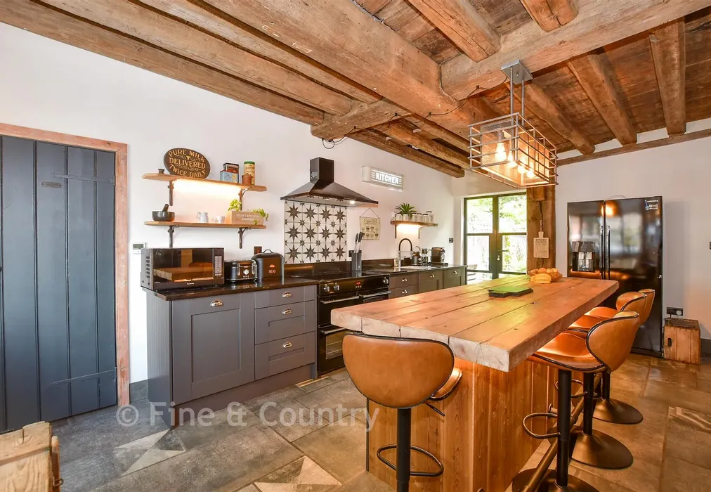 Kitchen/Breakfast Room - High Street, Brenchley, Tonbridge, Kent - Wards of Kent