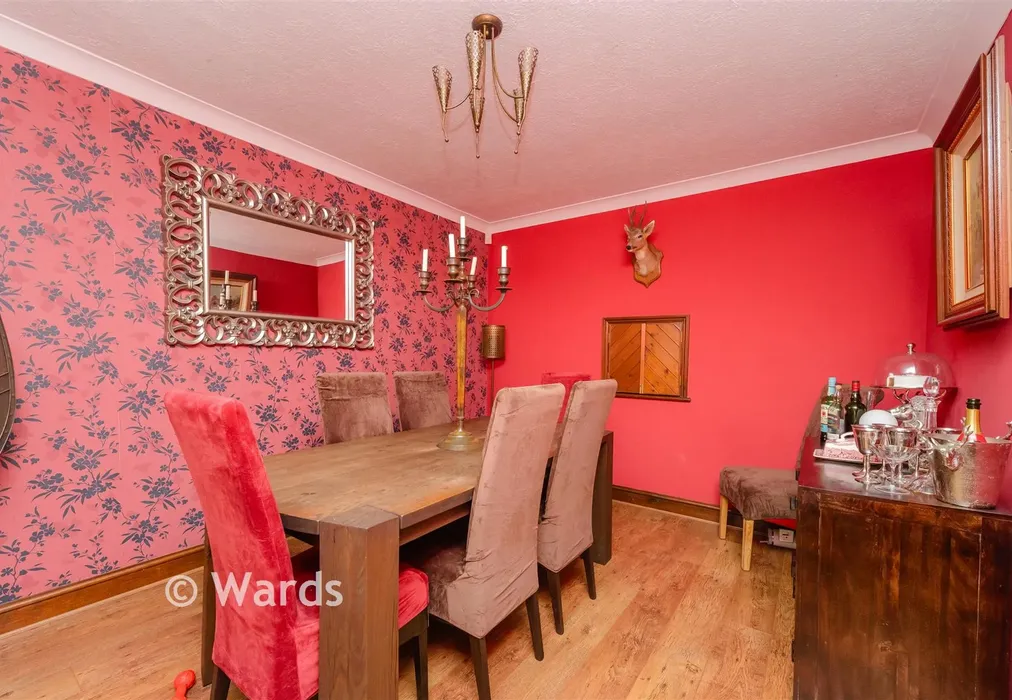 Dining Room - Millers Walk, Meopham, Kent - Wards of Kent