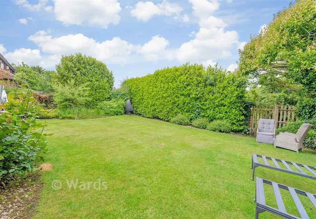 Rear Garden - Millers Walk, Meopham, Kent - Wards of Kent