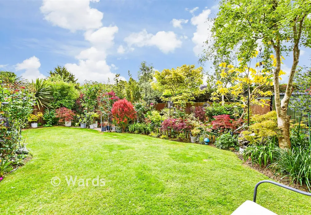 Rear Garden - Orchard View, Detling, Maidstone, Kent - Wards of Kent