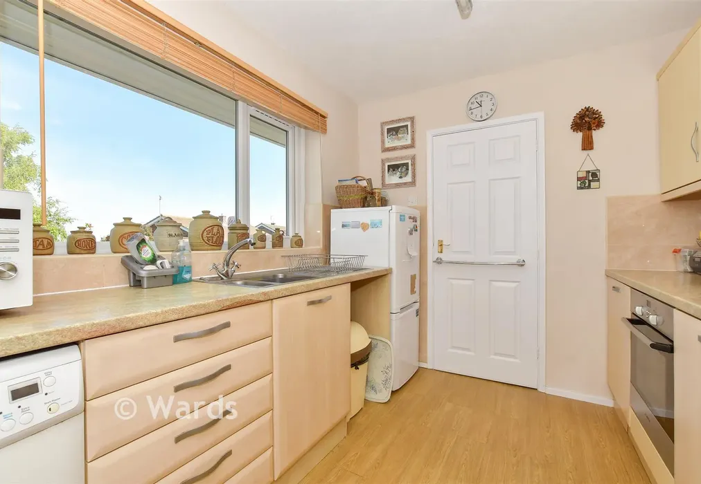 Kitchen - St. Andrew's Gardens, Shepherdswell, Kent - Wards of Kent