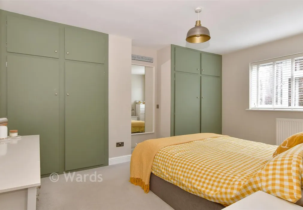 Bedroom 1 - Cricketers Drive, Meopham, Kent - Wards of Kent