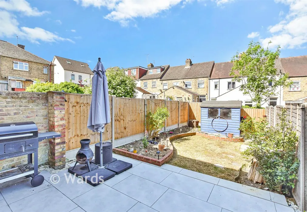 Rear Garden - St. Leonard's Avenue, Chatham, Kent - Wards of Kent