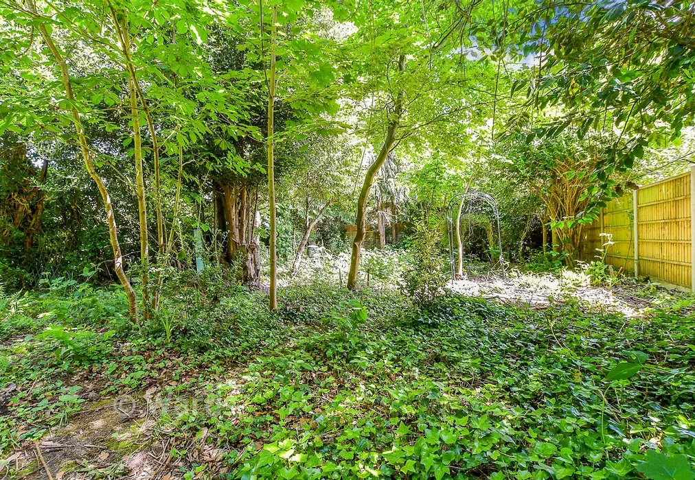 Rear Garden - Maidstone Road, Paddock Wood, Kent - Wards of Kent